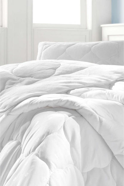 Wholesale All Seasons Duvets, Microplush Quilts by Cottonpolis