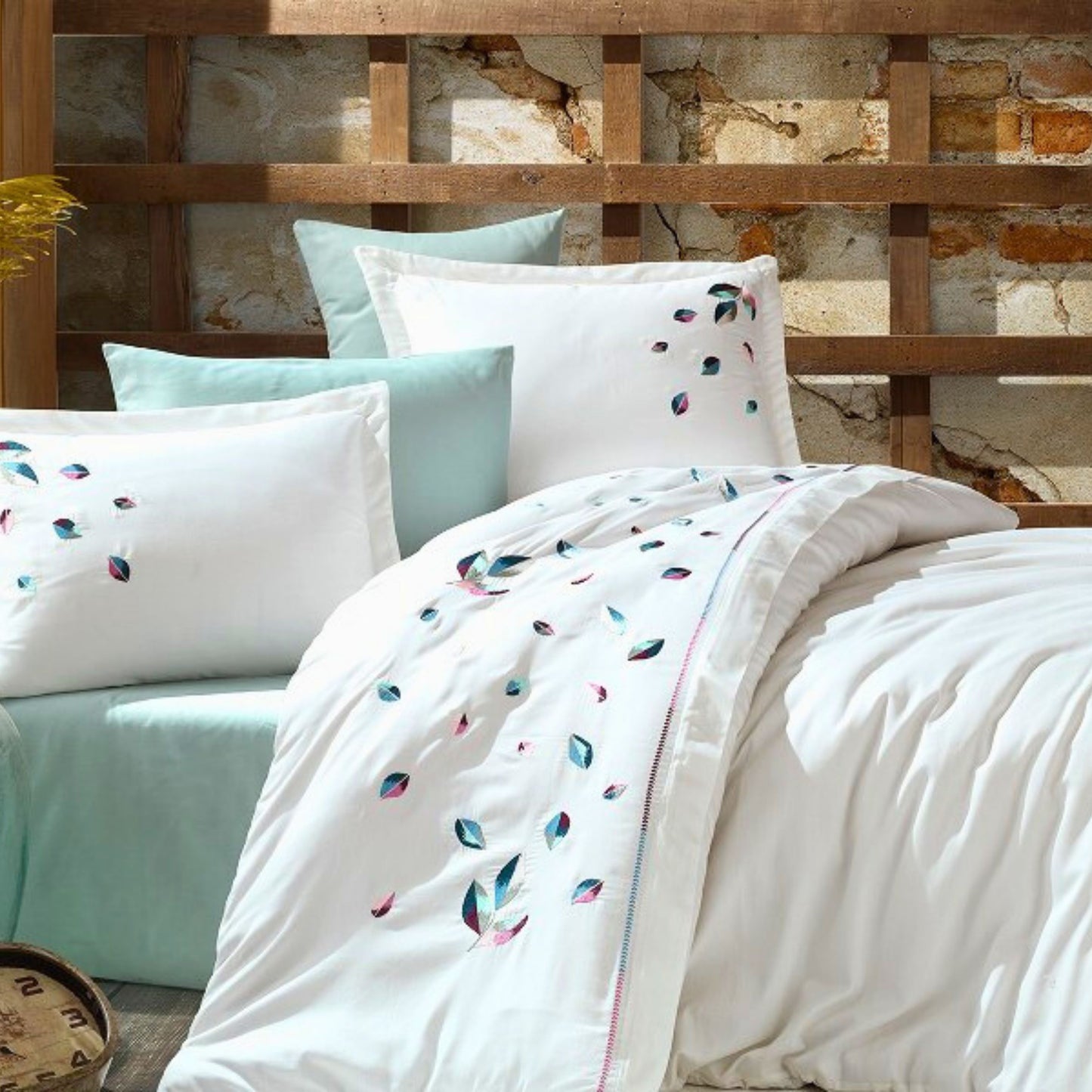 Wholesale Embroidered Series Duvet Cover and Sets Luxury, Organic 100% Turkish Cotton Bedding Sets by Cottonpolis