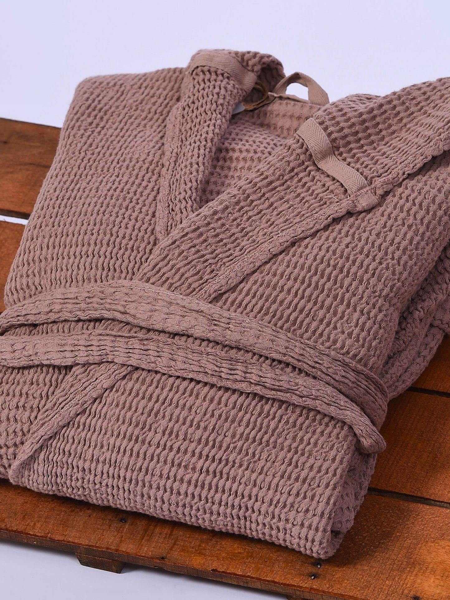 Wholesale Linen Waffle Robes with Hooded, Luxury Waffle Weave Bathrobes by Cottonpolis