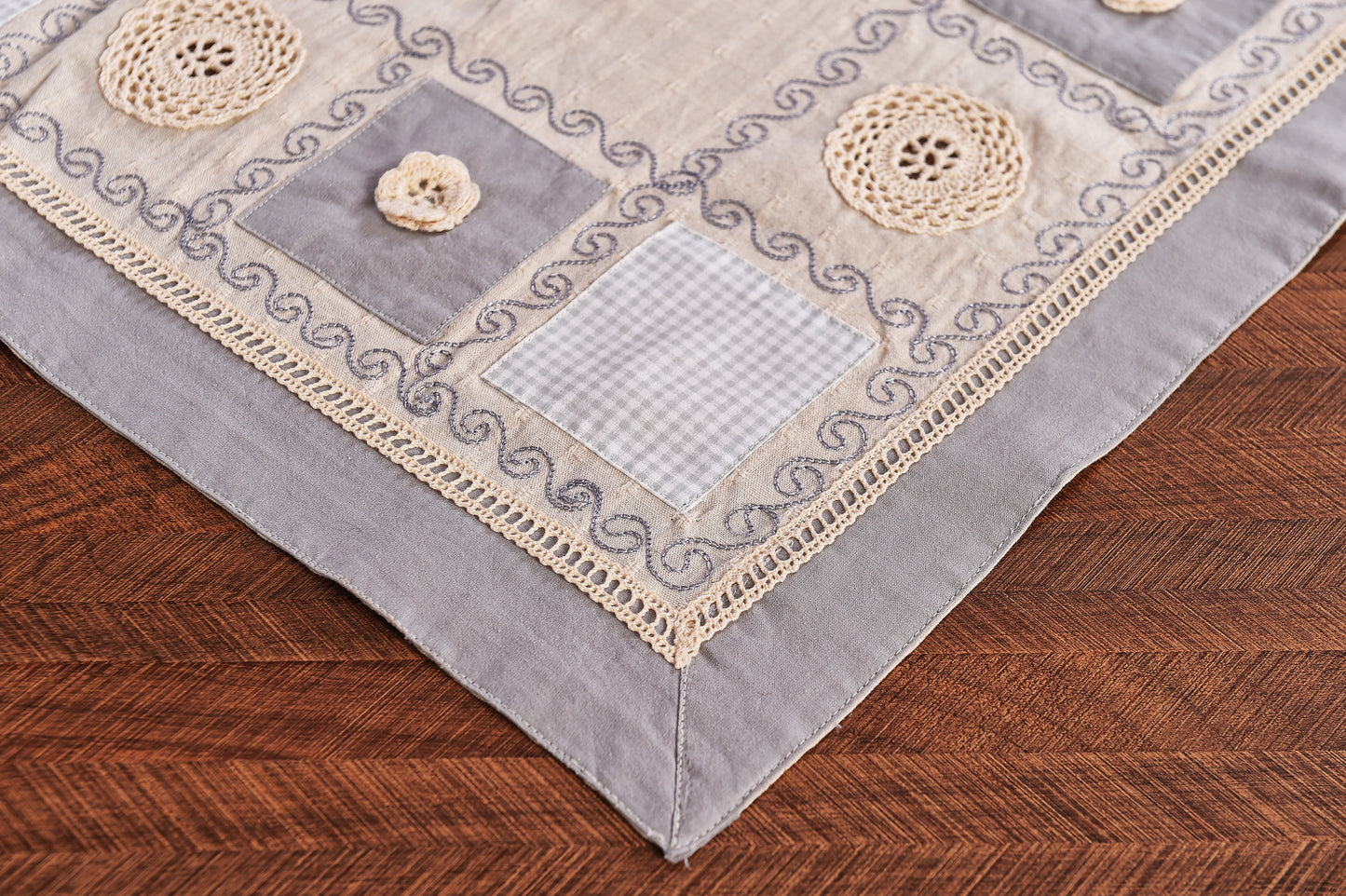 Wholesale Tablecloths Patterned, 100% Cotton Table Linen Sets by Cottonpolis