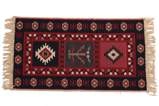 Wholesale Turkish Kilim Rugs Traditional Design by Cottonpolis