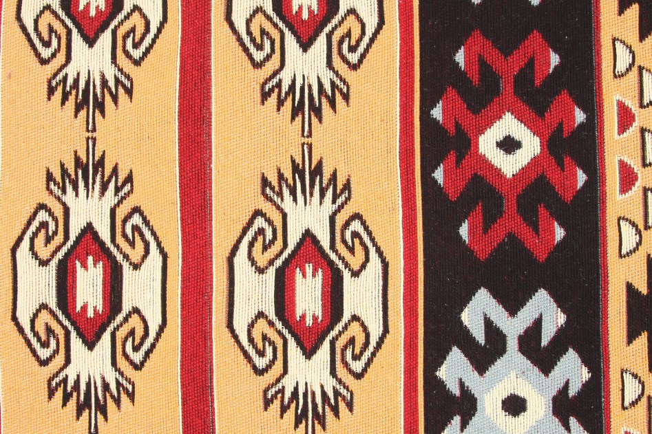 Wholesale Turkish Kilim Rugs Traditional Design by Cottonpolis