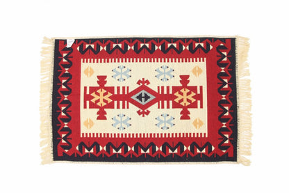 Wholesale Turkish Kilim Rugs Traditional Design by Cottonpolis