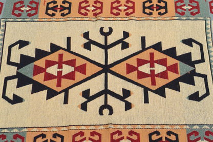 Wholesale Turkish Kilim Rugs Traditional Design by Cottonpolis